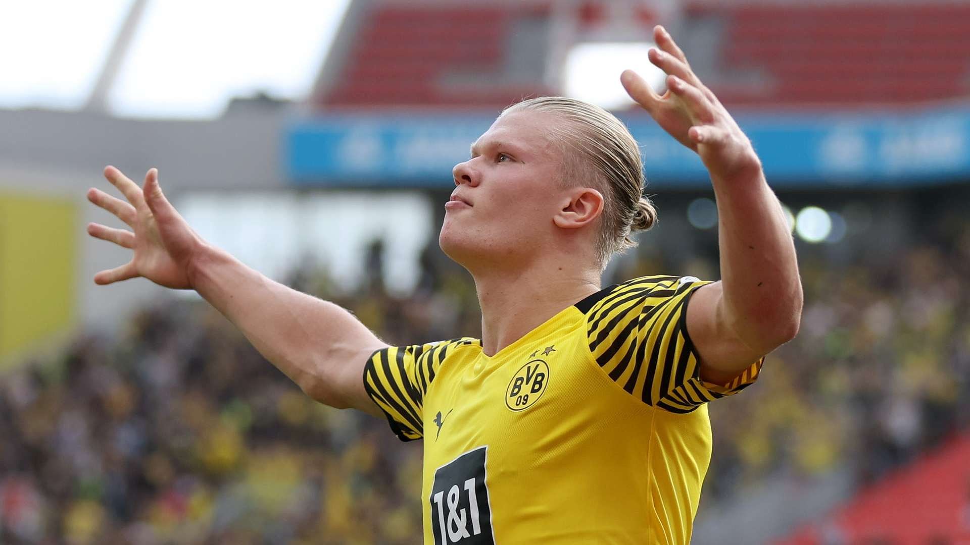 Erling Haaland saat bermain untuk Borussia Dortmund