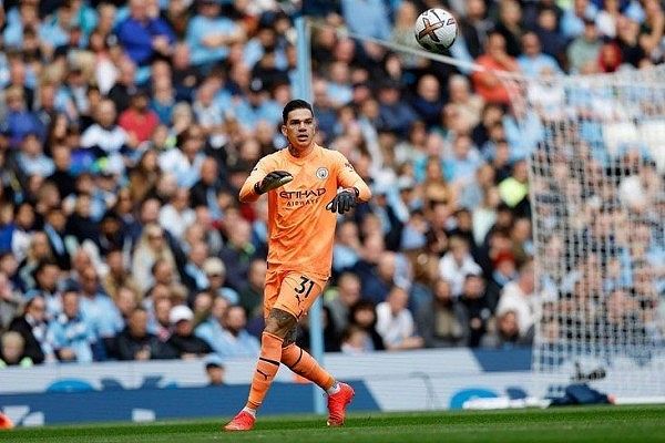 Kiper-Kiper Lain yang Berpotensi Meraih Golden Glove 3