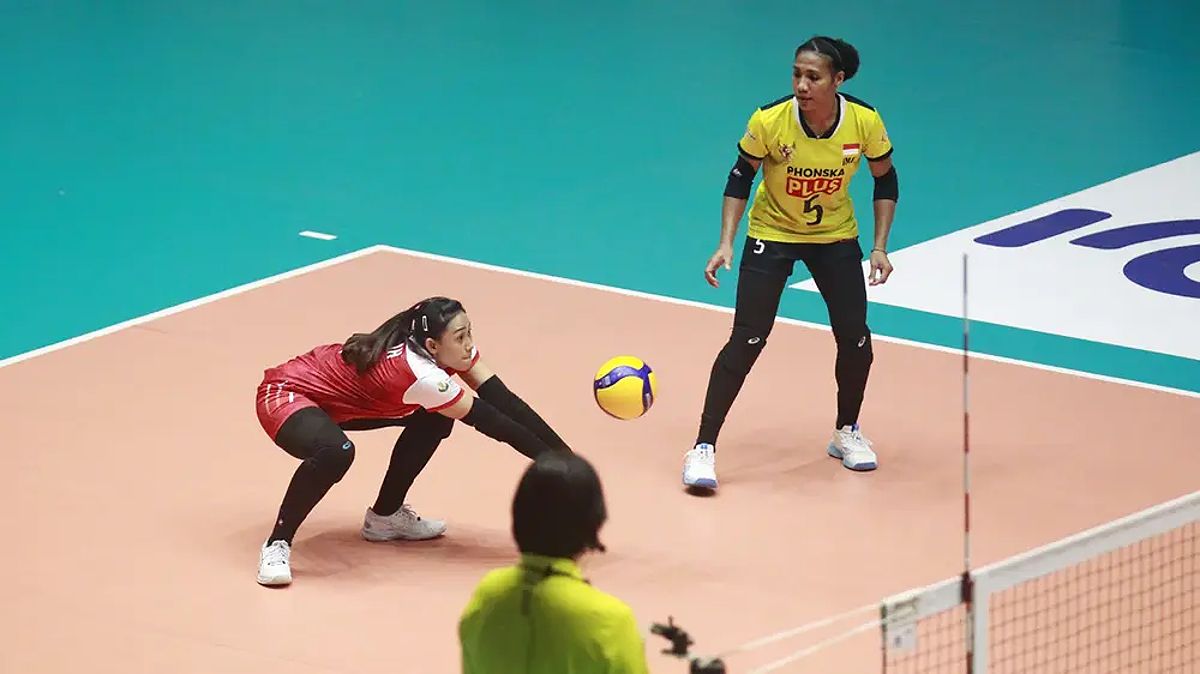 Foto: India Jadi Korban Terakhir, Timnas Bola Voli Putri Indonesia Hadapi Chinese Taipei di Semifinal AVC Challenge Cup 2023