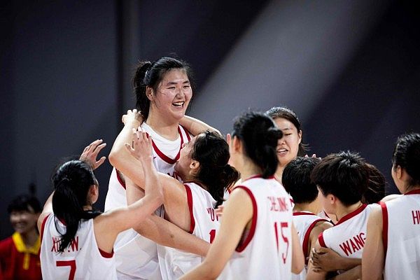 Yuni Anggraeni, Pemain Bintang Basket Putri Indonesia